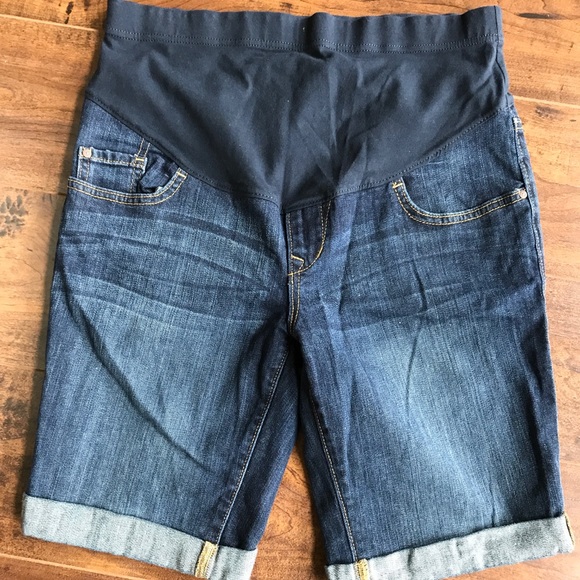 Old Navy Pants - Old Navy cuffed maternity jean shorts size 4